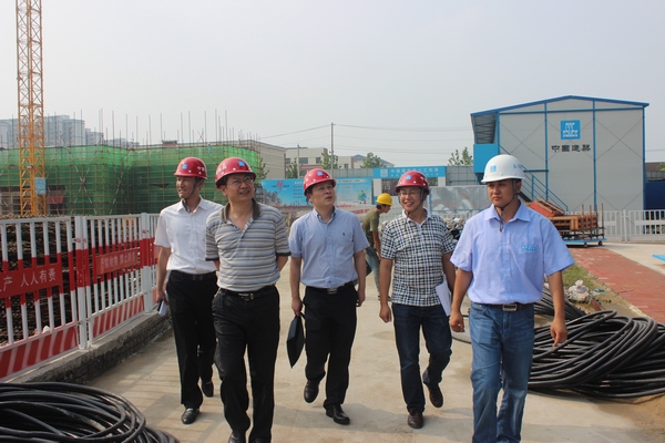 詹先豪、楊曉彬一行到濱湖項目指導工作