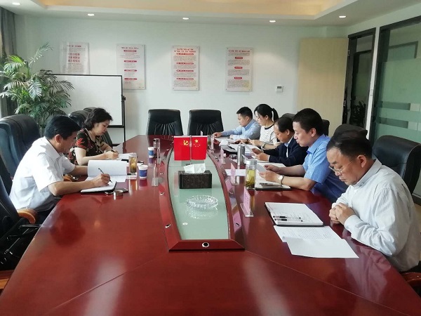 夏萍、程保銀調研指導徽鹽地產(chǎn)六安項目