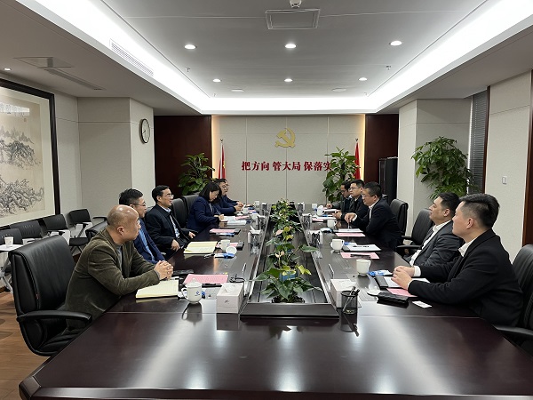 王思軍會(huì )見(jiàn)中建二局核電公司董事長(cháng)劉天軍